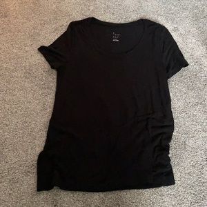 Short sleeve black tee